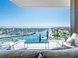 Luxury Penthouse Apartment with Marina Views