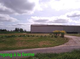 Camping les Petites Roches, hotel a Corme-Royal