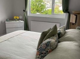 3 Harbour Lights, Newlyn, hotel u gradu Penzans
