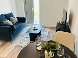 Stylish Modern 1-Bed Apartment