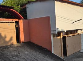 Hotel Ohana, hotel a San Juan Talpa