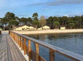 Le Trésor du Lac - Casteljaloux - Lac de Clarens - Appartement - Piscine - Parking - WIFI - Accès privée Plage - Golf - Casino - Terra Aventura - So Vélo, hotel sa Casteljaloux