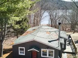 Lakefront Retreat Hot Tub Kenoza Cottage