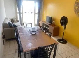 Family Beach flat - frente ao mar