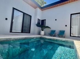 Villa Continental Europa - Nicoya Guanacaste, hotel i Nicoya