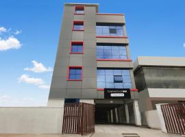 Super Townhouse Oak Kamineni Bus Stop, hotel a Surūrnagar