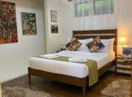 Matahom Forest House by Araw Residences