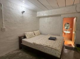 บ้านแดง โฮมสเตย์ Baandang Homestay: Ban Pilok Khi şehrinde bir otel