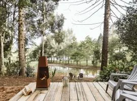 "On Burgum Pond" Cottages