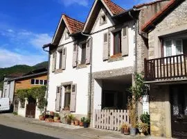 Grande Maison De Village Cazavet