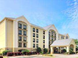 Comfort Inn Pensacola - University Area, khách sạn ở Pensacola