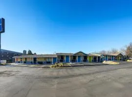 Rodeway Inn Auburn Hills - Detroit