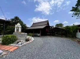 Doungploy BaanruenThai Homestay