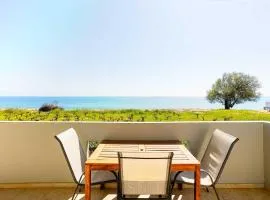 Beachfront Nest Memi Koroni-Seaheaven House A1