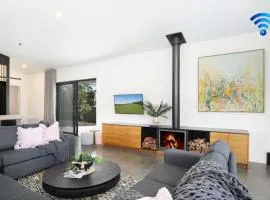 Blackwood Manor Retreat