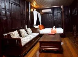 Doungploy BaanruenThai Homestay