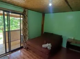 Tony's country glamping chalet with private bathroom