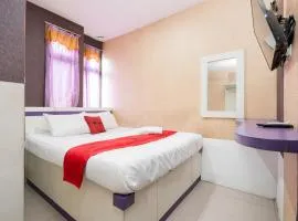 RedDoorz Plus near Stasiun Bekasi
