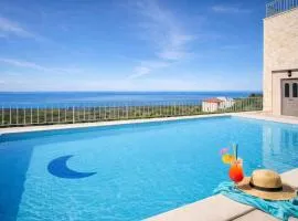 Great Escape Villas Unobstructed Sea View, 3 Private Pools, Jacuzzi & BBQ