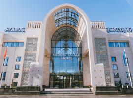Medina Palace Hotel, khách sạn ở Türkistan
