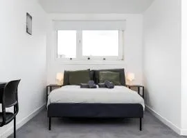 5 Individual Beds - Free Parking