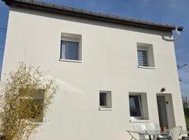 Kity House maison individuelle avec jardin