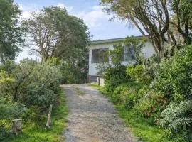 The Point - Sandy Point, Prom Coast