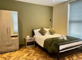 H - NEW Ensuite Rooms in Maidstone, with TV, Ideal Groups, Teams Contractors, Insurance or Relocators