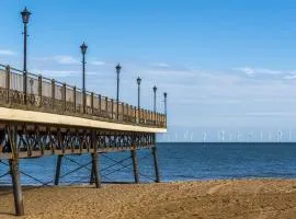 Driftwood Hotel Skegness by GNDJ