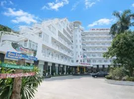 Hung Long Heritage Cat Ba Hotel