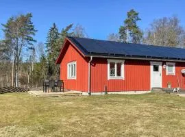 Nice Home In Kulltorp With Wifi