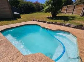 Pool & Braai Retreat 5 beds