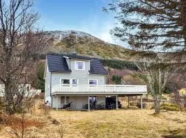 3 Bedroom Amazing Home In Kleppstad