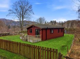 Braeknowe Scottish Cabin Getaway, Hotel in Dunkeld