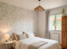Logement - Chambres 24h du Mans, hotel v mestu Fillé