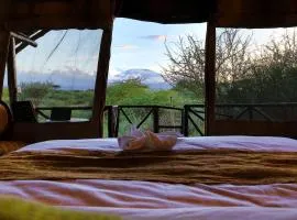 Olemayian Amboseli Cottages
