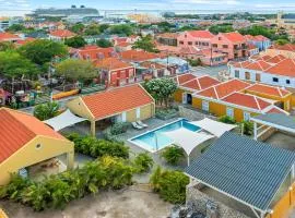 Villa Grandi Luxury 8BR 8BA Estate with Saltwater Pool in Historic Otrobanda