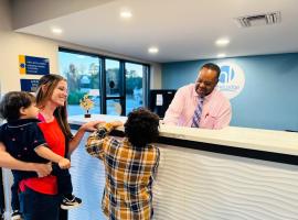 HomeLodge Newnan, hotel em Newnan