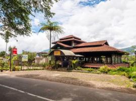 Cottage Syariah GS Rumah Kayu Bandung, Hotel in Batureo 1
