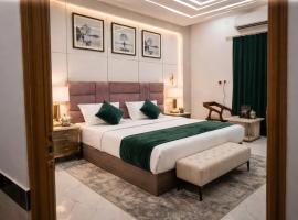 Hotel Royal Awadh Inn near Ram Mandir, hotel en Ayodhya