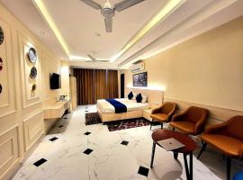 Hotel Ananta Vilas, hotel di Khurja