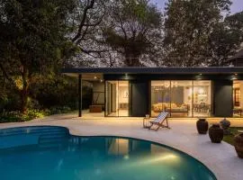 amã Stays and Trails - Casa Bella, Alibaug