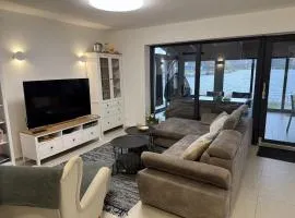 Vila 512 priamo pri jazere