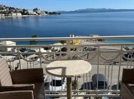 Villa Leo Beach Front