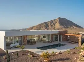 Villa James by Aura Collection