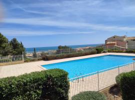 Appt climatisé vues sur mer, hotel i Fleury