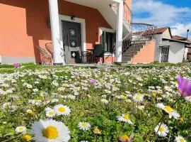 Casa Delicosta- 2 Flat Country house with garden, 15 min from Trikala