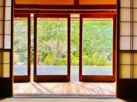 OldJapaneseHouseintheMountains一棟貸切築100年古民家赤目のやど