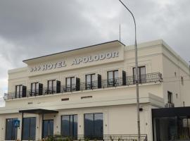 Hotel Apolodor، فندق في أورشوفا