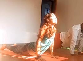 Taaraa Loca - Yoga , Spiritual n Dorms, hotel a Varkala